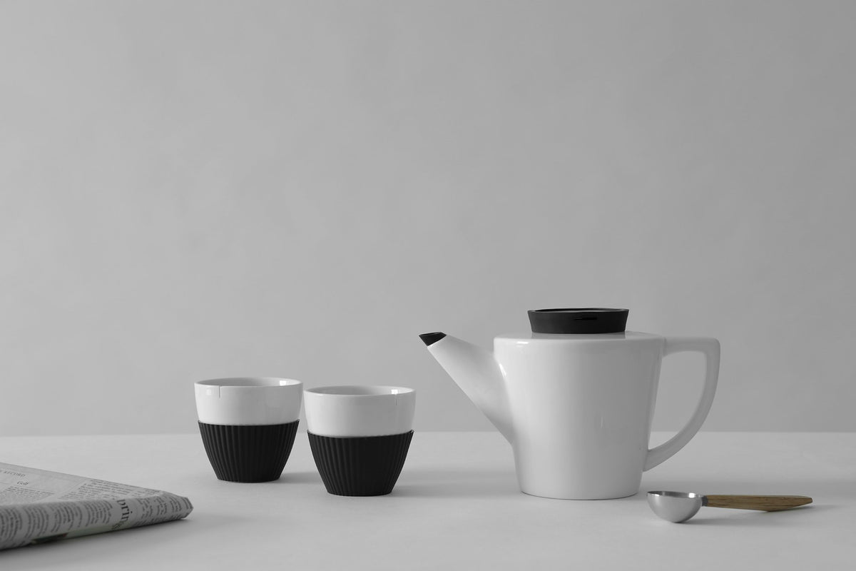 Infusion™ Porcelain Teapot - VIVA | Color=Black